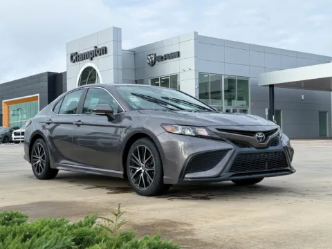 Gray 2022 Toyota Camry SE for sale in Gulfport, MS