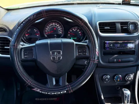 More photos of 2013 Dodge Avenger SE at Champion Chrysler Dodge Jeep Ram, MS