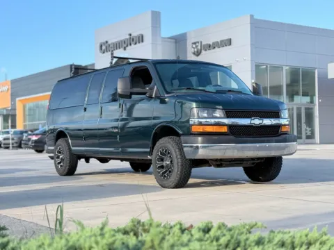Green 2012 Chevrolet Express Passenger 1LT for sale in Gulfport, MS