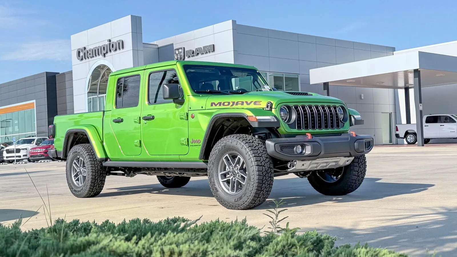 Green 2025 Jeep Gladiator Mojave for sale in Gulfport, MS