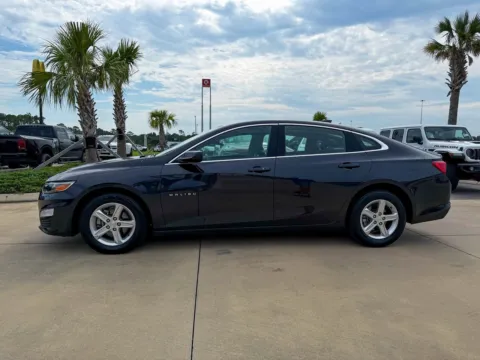 More photos of 2023 Chevrolet Malibu LT at Champion Chrysler Dodge Jeep Ram, MS