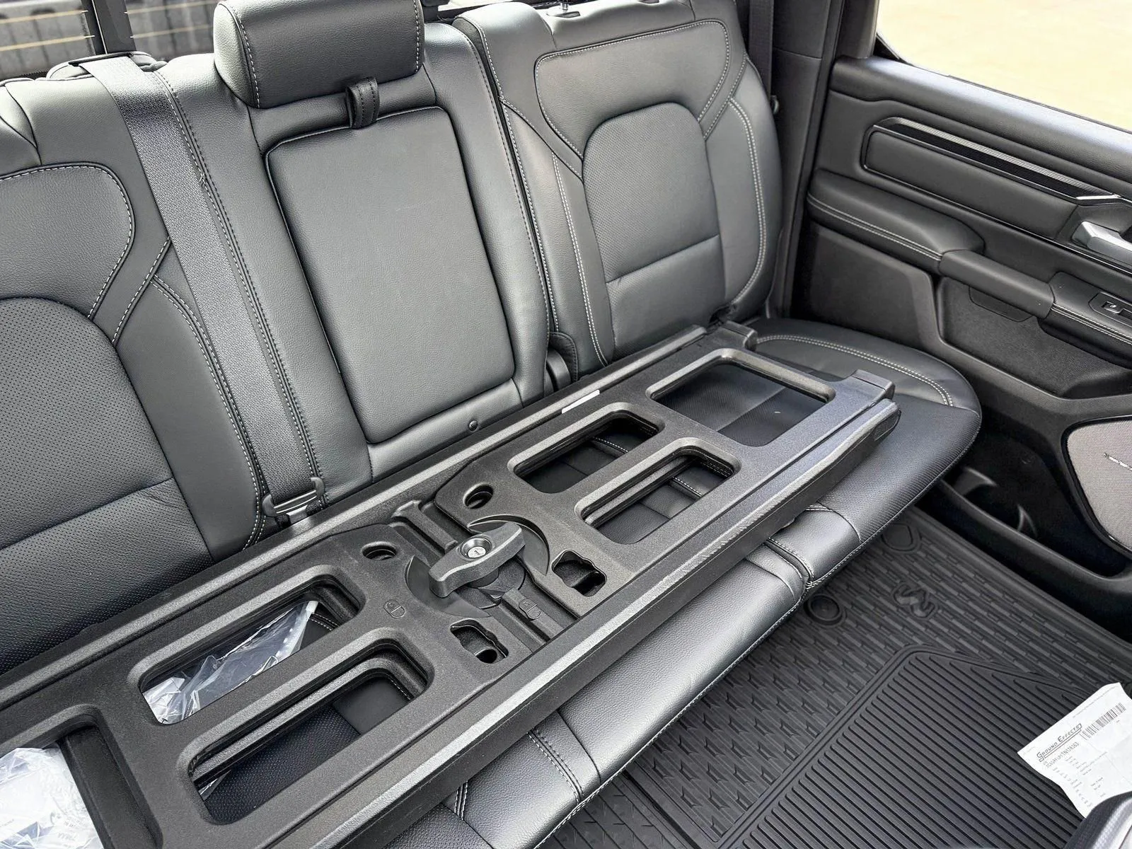 2026 RAM 1500 Rebel - Photo 15