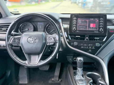 More photos of 2022 Toyota Camry SE at Champion Chrysler Dodge Jeep Ram, MS