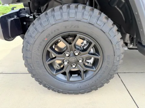 Photos of 2025 Jeep Gladiator High Tide for sale in Gulfport, MS at Champion Chrysler Dodge Jeep Ram