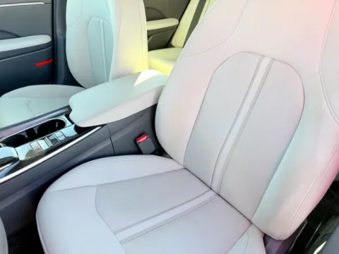 More photos of 2023 Hyundai Sonata SEL at Champion Chrysler Dodge Jeep Ram, MS