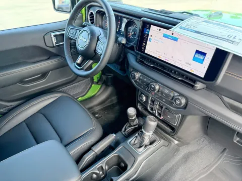 More photos of 2025 Jeep Gladiator High Tide at Champion Chrysler Dodge Jeep Ram, MS