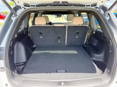 More photos of 2025 Jeep Grand Cherokee Limited at Champion Chrysler Dodge Jeep Ram, MS