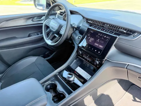 Photos of 2025 Jeep Grand Cherokee L Altitude X for sale in Gulfport, MS at Champion Chrysler Dodge Jeep Ram