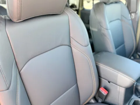 More photos of 2025 Jeep Gladiator High Tide at Champion Chrysler Dodge Jeep Ram, MS