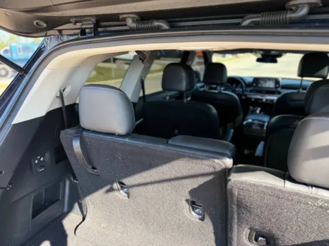 More photos of 2021 Kia Telluride S at Champion Chrysler Dodge Jeep Ram, MS