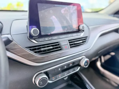 More photos of 2024 Nissan Altima 2.5 SV at Champion Chrysler Dodge Jeep Ram, MS