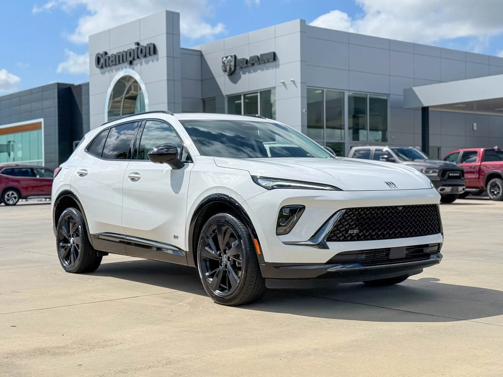 White 2024 Buick Envision Sport Touring for sale in Gulfport, MS