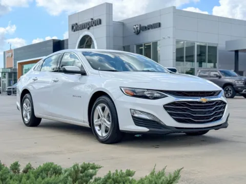 White 2024 Chevrolet Malibu LT for sale in Gulfport, MS