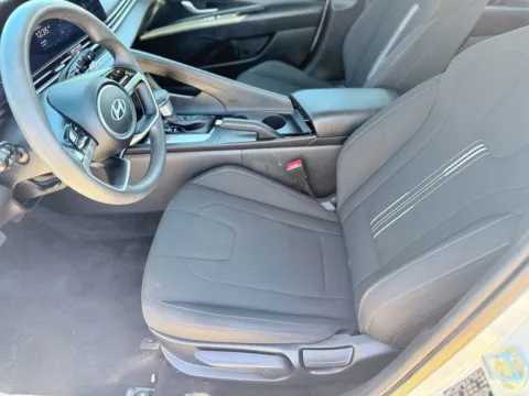 More photos of 2024 Hyundai Elantra SEL at Champion Chrysler Dodge Jeep Ram, MS