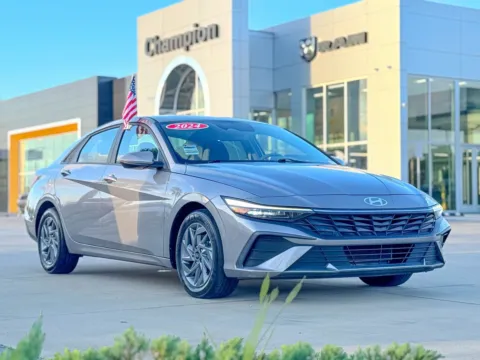 Gray 2024 Hyundai Elantra SEL for sale in Gulfport, MS