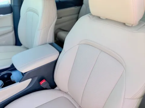 More photos of 2025 Jeep Grand Cherokee L Limited at Champion Chrysler Dodge Jeep Ram, MS