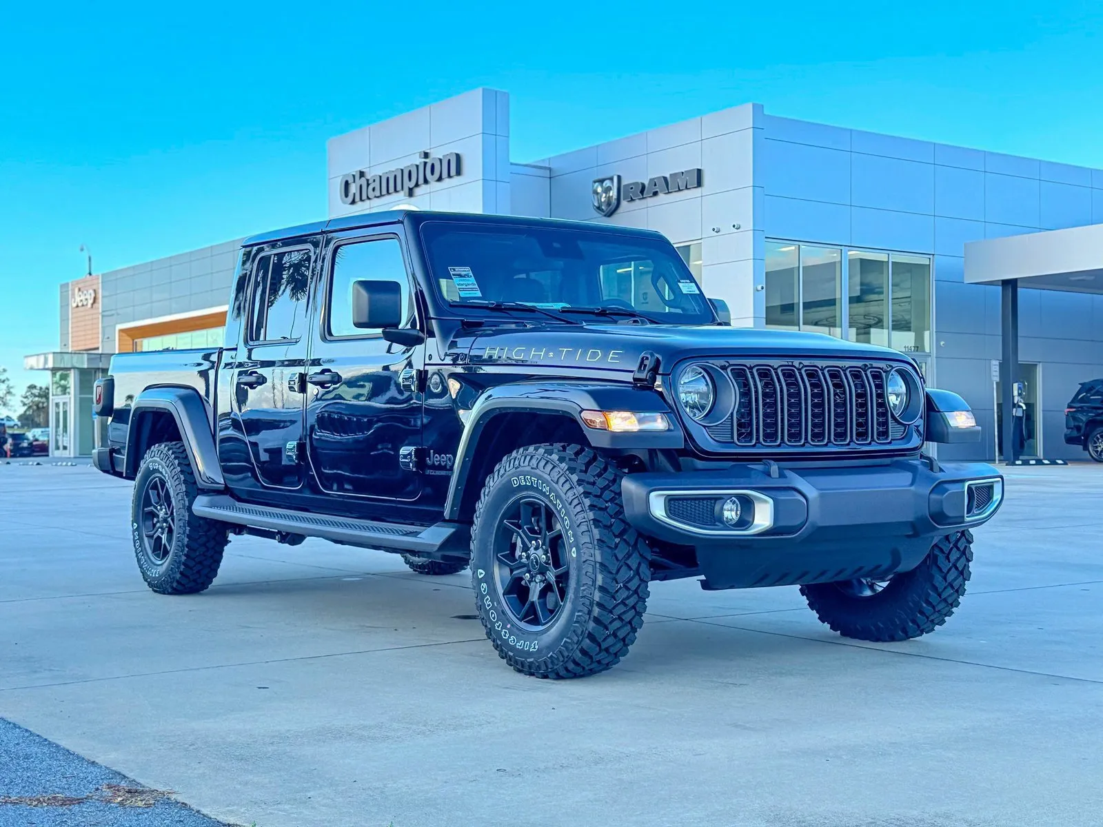 Black 2025 Jeep Gladiator High Tide for sale in Gulfport, MS