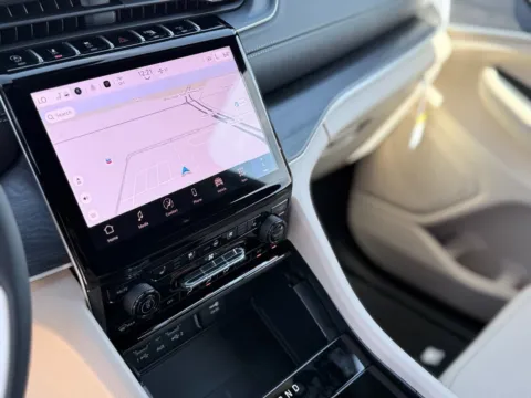 Another view of 2025 Jeep Grand Cherokee L Limited for sale in Gulfport, MS at Champion Chrysler Dodge Jeep Ram