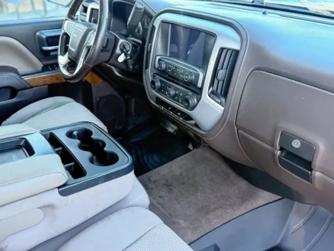 More photos of 2016 GMC Sierra 1500 SLE at Champion Chrysler Dodge Jeep Ram, MS