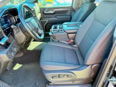 More photos of 2023 Chevrolet Silverado 1500 LT at Champion Chrysler Dodge Jeep Ram, MS