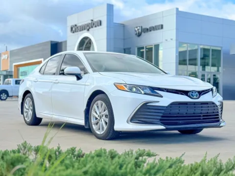 White 2024 Toyota Camry LE for sale in Gulfport, MS