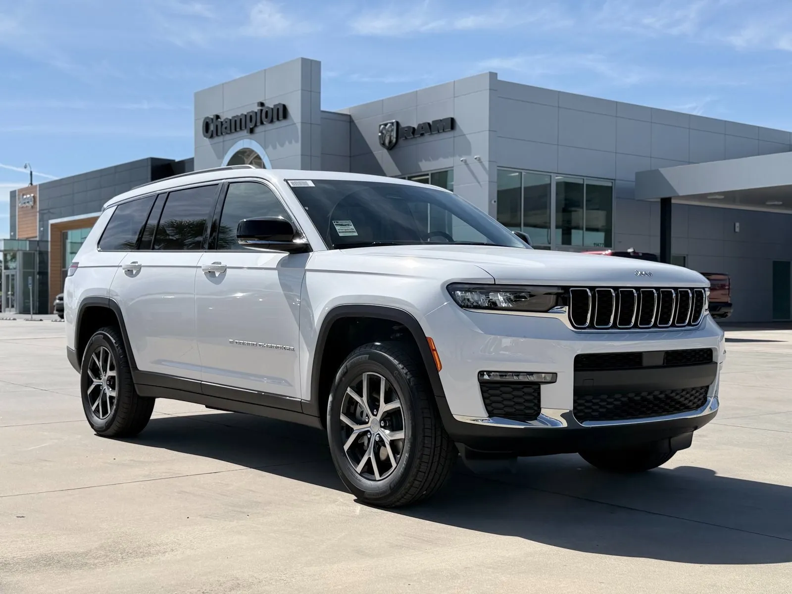 White 2025 Jeep Grand Cherokee L Limited for sale in Gulfport, MS