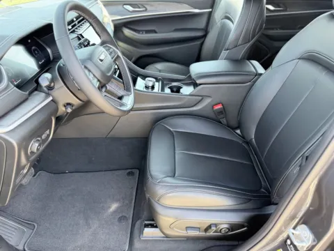 More photos of 2025 Jeep Grand Cherokee L Limited at Champion Chrysler Dodge Jeep Ram, MS