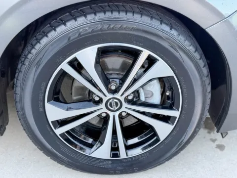 More photos of 2022 Nissan Sentra SV at Champion Chrysler Dodge Jeep Ram, MS