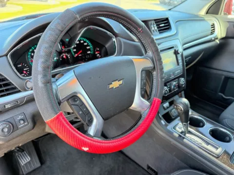 Photos of 2015 Chevrolet Traverse LT for sale in Gulfport, MS at Champion Chrysler Dodge Jeep Ram