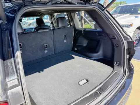 More photos of 2023 Jeep Grand Cherokee Altitude at Champion Chrysler Dodge Jeep Ram, MS