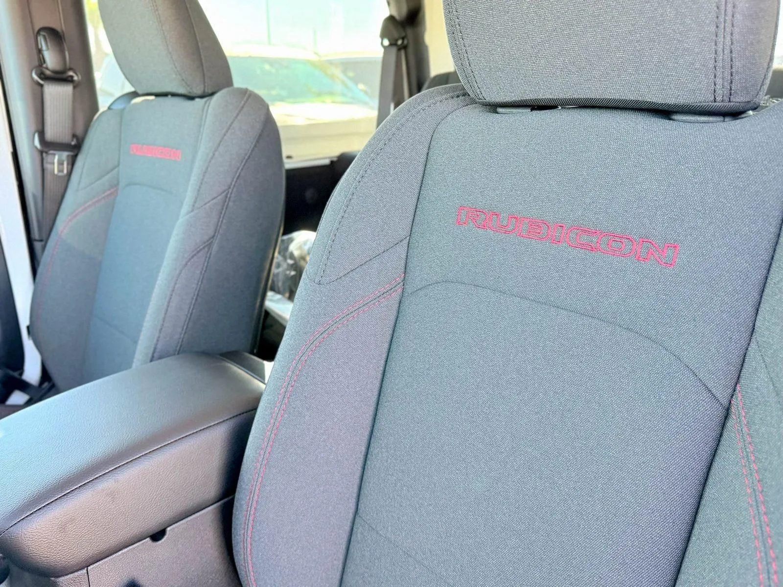 2026 Jeep Wrangler 2-Door Rubicon - Photo 6