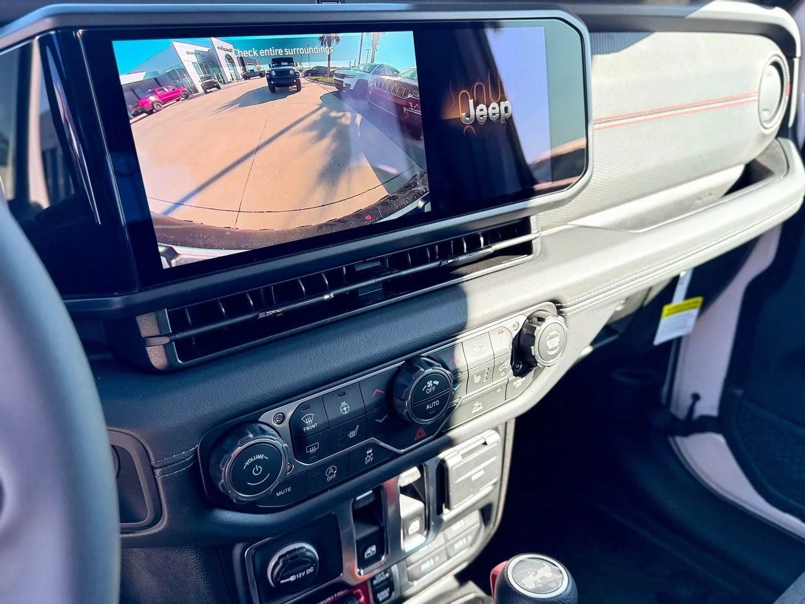 2026 Jeep Wrangler 2-Door Rubicon - Photo 8