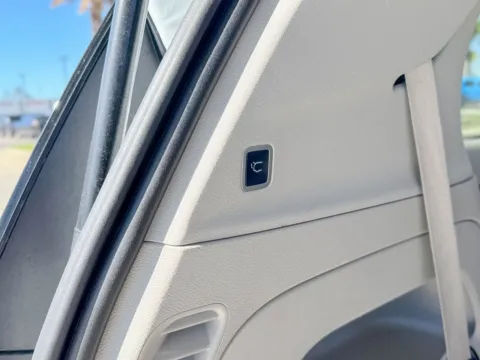 More photos of 2022 Chrysler Pacifica Touring L at Champion Chrysler Dodge Jeep Ram, MS