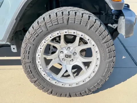 More photos of 2025 Jeep Gladiator Nighthawk at Champion Chrysler Dodge Jeep Ram, MS