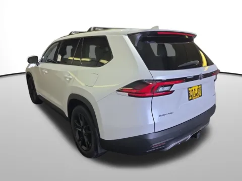 More photos of 2026 Toyota Grand Highlander Hybrid Limited at Toyota of Moses Lake, WA