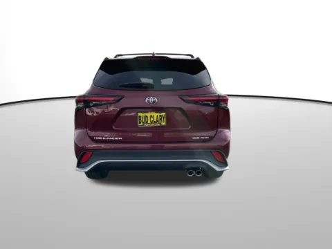 More photos of 2026 Toyota Highlander XSE at Bud Clary Toyota of Moses Lake, WA
