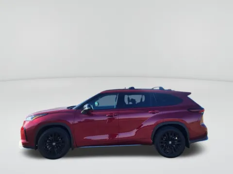 Photos of 2026 Toyota Highlander XSE for sale in Moses Lake, WA at Bud Clary Toyota of Moses Lake