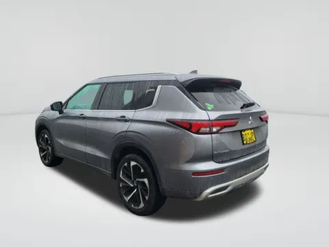 Another view of 2023 Mitsubishi Outlander SEL for sale in Moses Lake, WA at Bud Clary Toyota of Moses Lake