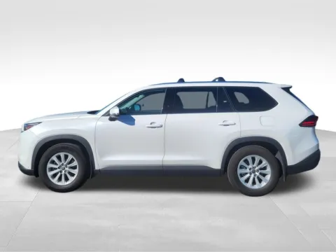 Photos of 2024 Toyota Grand Highlander XLE for sale in Moses Lake, WA at Bud Clary Toyota of Moses Lake