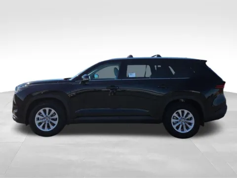 Photos of 2026 Toyota Grand Highlander XLE for sale in Moses Lake, WA at Bud Clary Toyota of Moses Lake