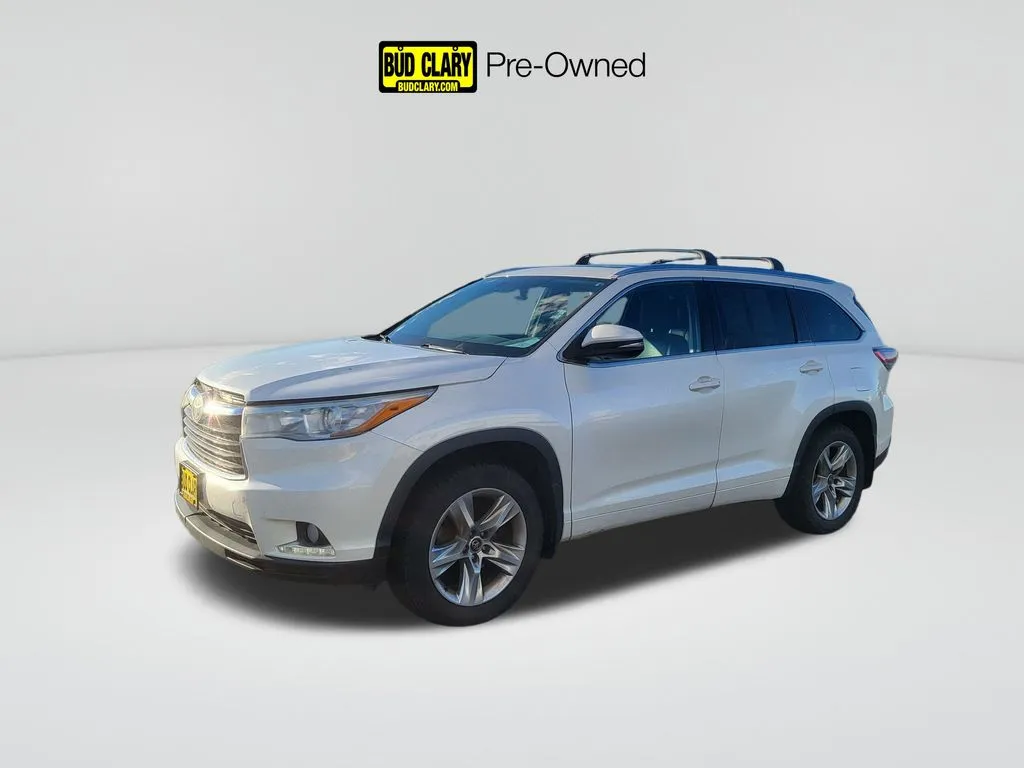 Red 2016 Toyota Highlander for sale in Moses Lake, WA