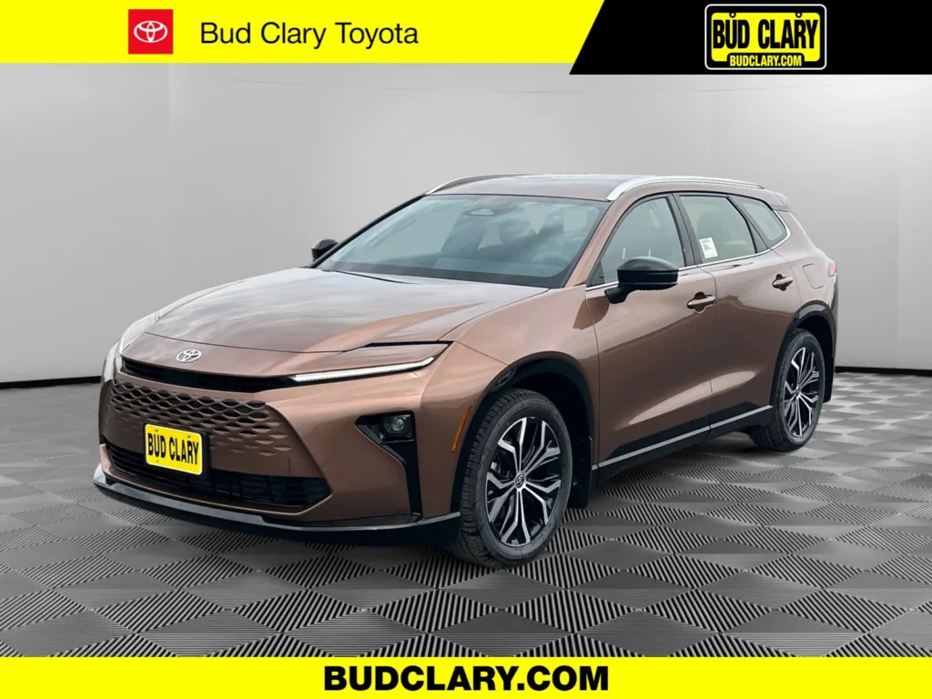 2025 Toyota Crown Signia XLE for sale in Moses Lake, WA VIN