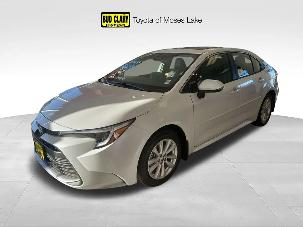 Unknown 2025 Toyota Corolla Hybrid XLE for sale in Moses Lake, WA