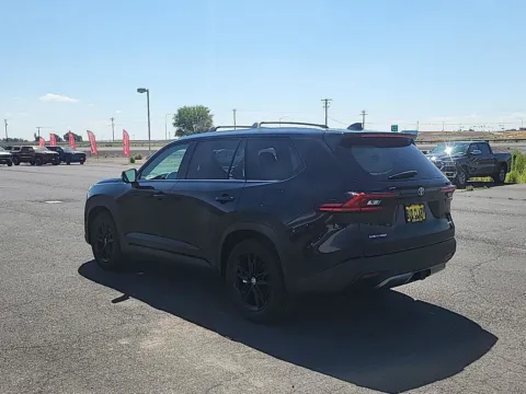 More photos of 2025 Toyota Grand Highlander Hybrid Limited at Toyota of Moses Lake, WA