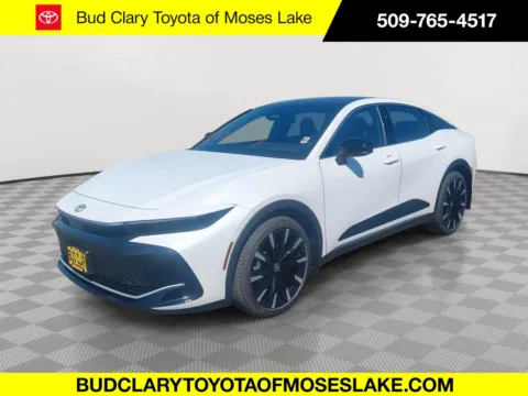 White 2026 Toyota Crown Platinum for sale in Moses Lake, WA