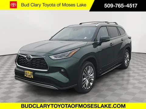 Green 2025 Toyota Highlander Hybrid Platinum for sale in Moses Lake, WA