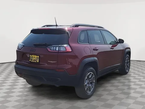More photos of 2020 Jeep Cherokee Trailhawk at Toyota of Moses Lake, WA