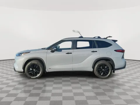 Photos of 2025 Toyota Highlander Hybrid XLE NIGHTSHADE for sale in Moses Lake, WA at Toyota of Moses Lake