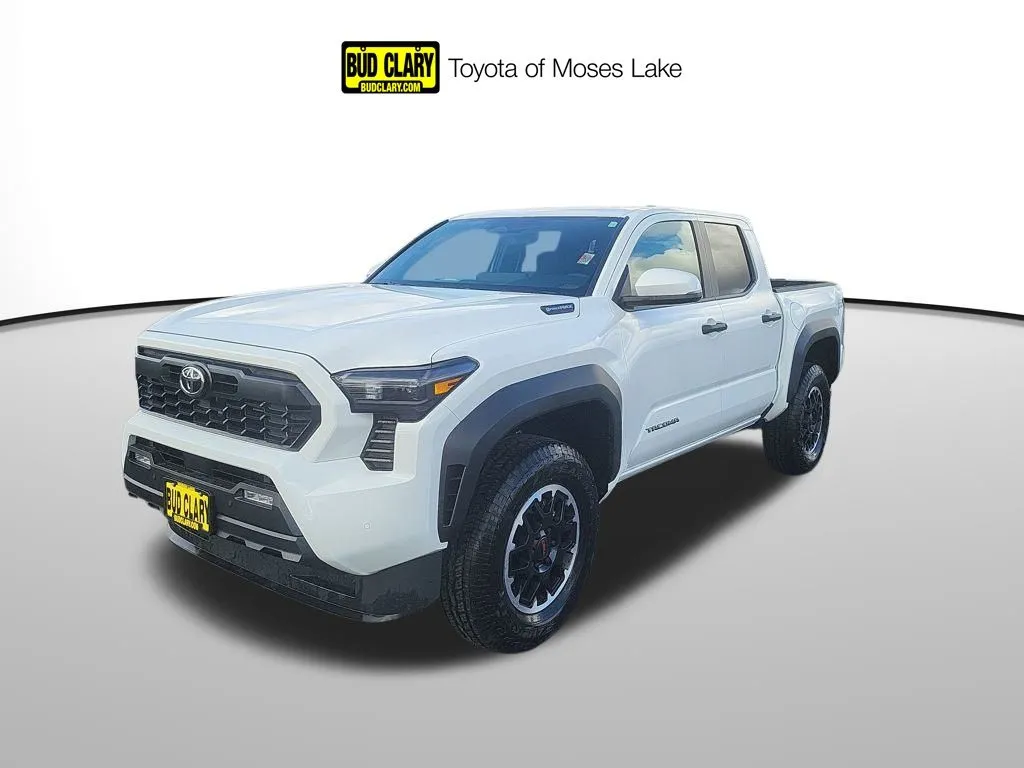 White 2025 Toyota Tacoma Hybrid TRD Off Road Hybrid for sale in Moses Lake, WA