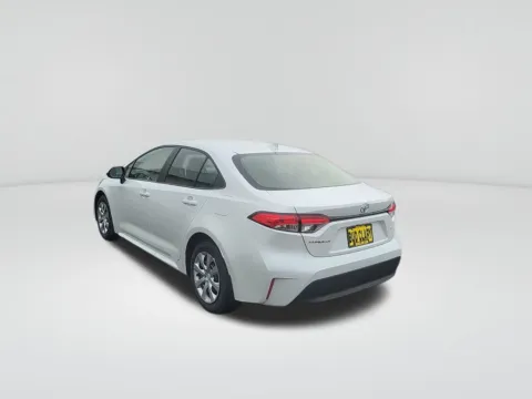 Another view of 2026 Toyota Corolla LE for sale in Moses Lake, WA at Toyota of Moses Lake